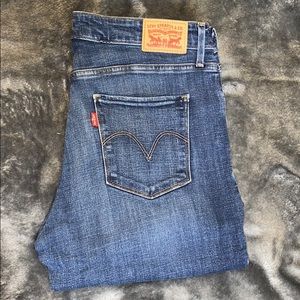 Levi’s Women’s Mid Rise Skinny Jeans - sz 31